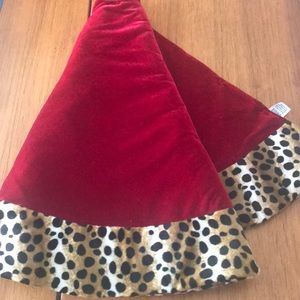 Vintage Cheetah Print Tree Skirt
